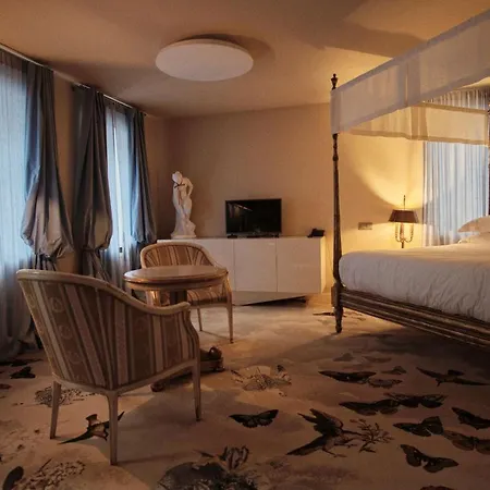 Vozdvyzhensky Boutique Hotel Kiev