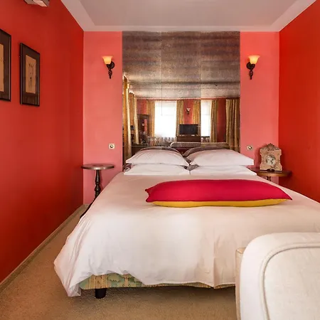 Vozdvyzhensky Boutique 4* Kiev