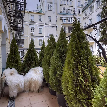 Vozdvyzhensky Boutique Kiev