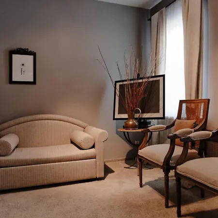 Vozdvyzhensky Boutique 4* Kiev
