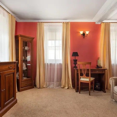 Hotel Vozdvyzhensky Boutique 4*